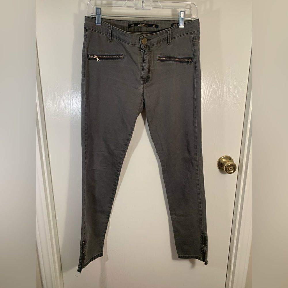 Zara EUC gray slim fit zippered pocket skinny jeans Size 6